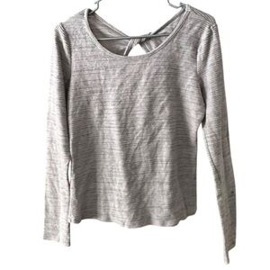 Willow & Root Gray Ribbed Twist Back Long Sleeve Top M